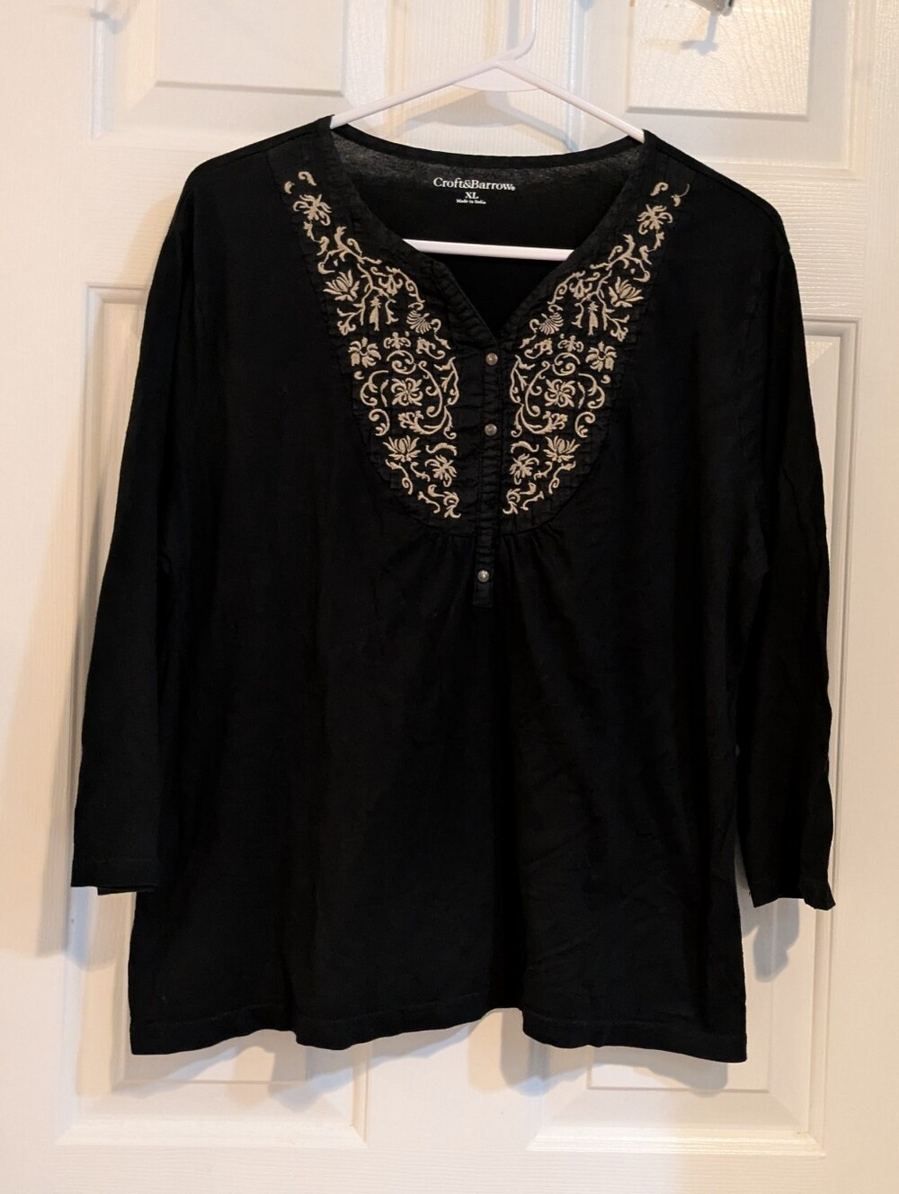 croft & barrow Black Tunic Top with Cream Embroidery
